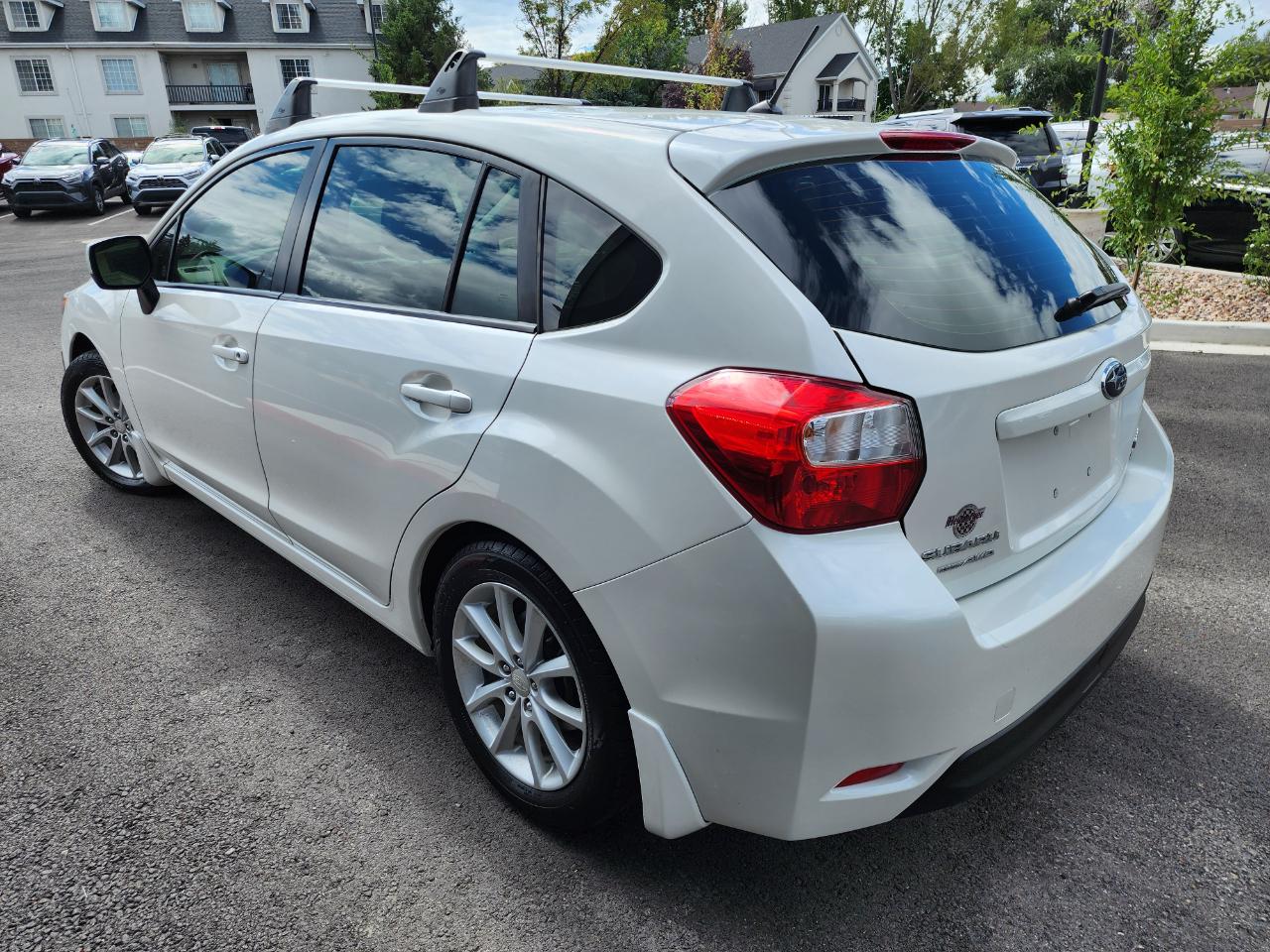 Subaru Impreza 2.0i Premium 5-Door w/All Weather Package 2014
