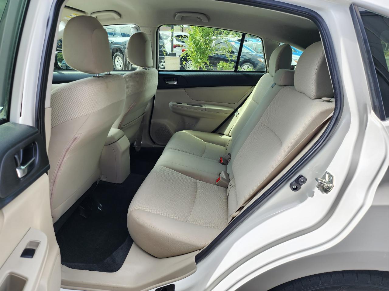 Subaru Impreza 2.0i Premium 5-Door w/All Weather Package 2014