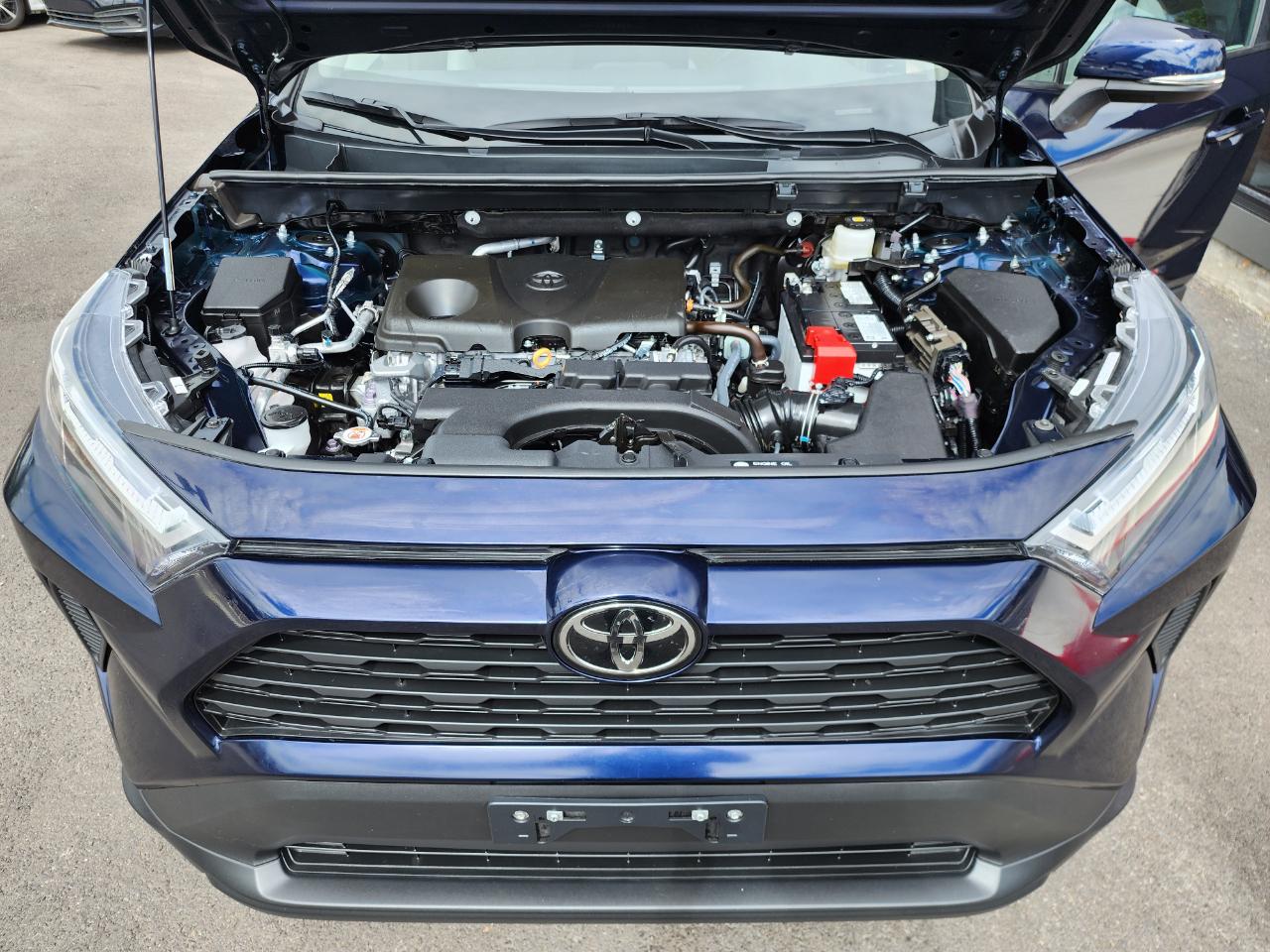 Toyota RAV4 XLE AWD 2025