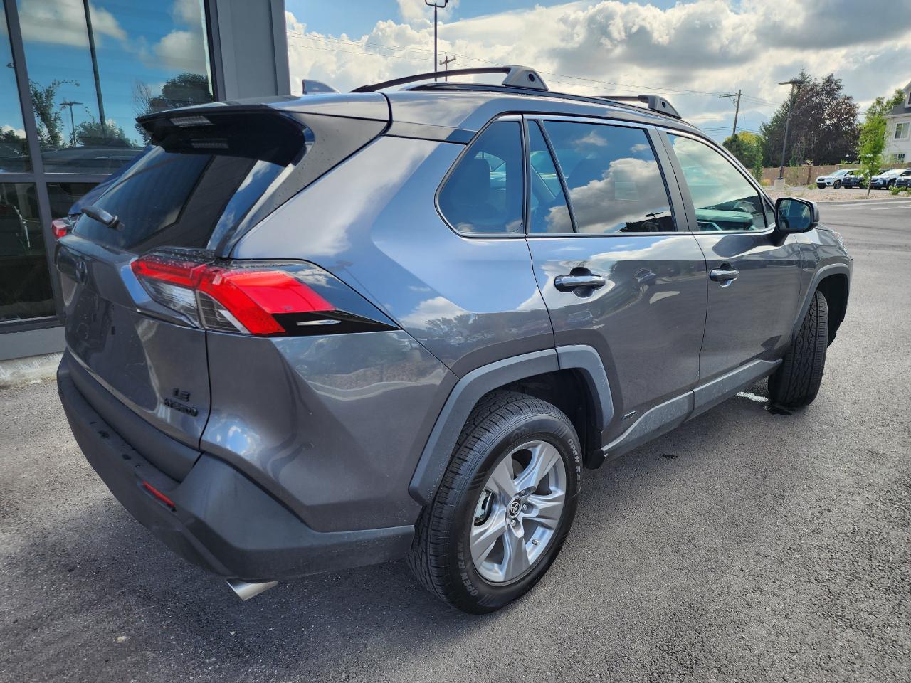 Toyota RAV4 Hybrid LE 2022