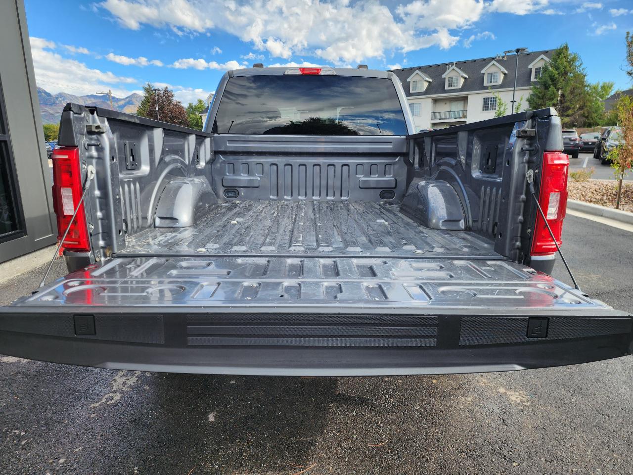 Ford F-150 XLT SuperCrew 4WD 2021