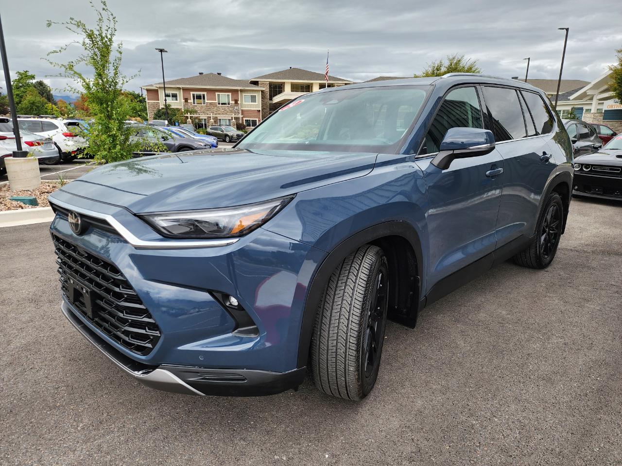 Toyota Grand Highlander Limited AWD 2024