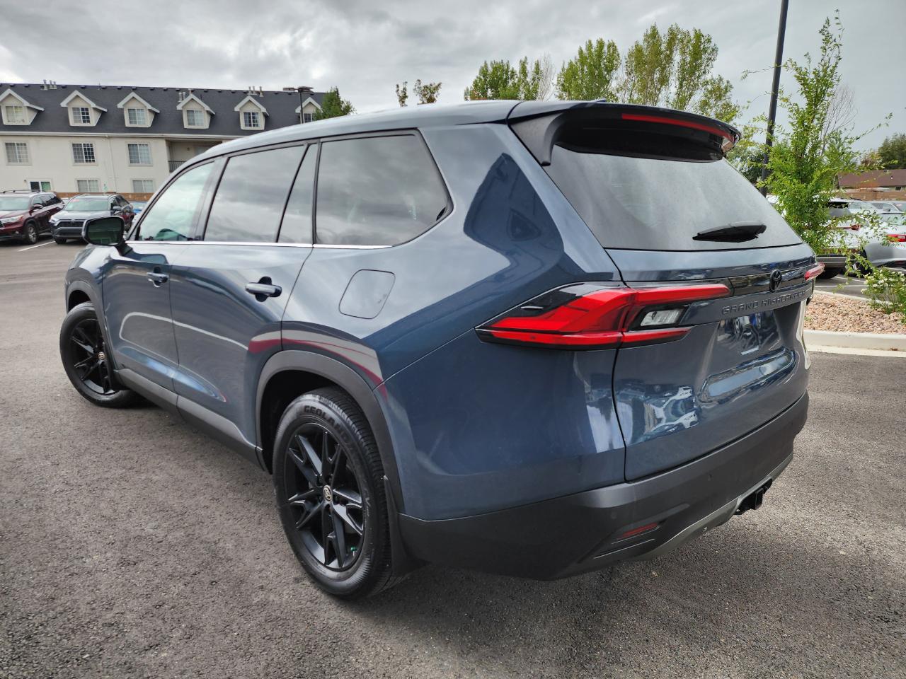 Toyota Grand Highlander Limited AWD 2024