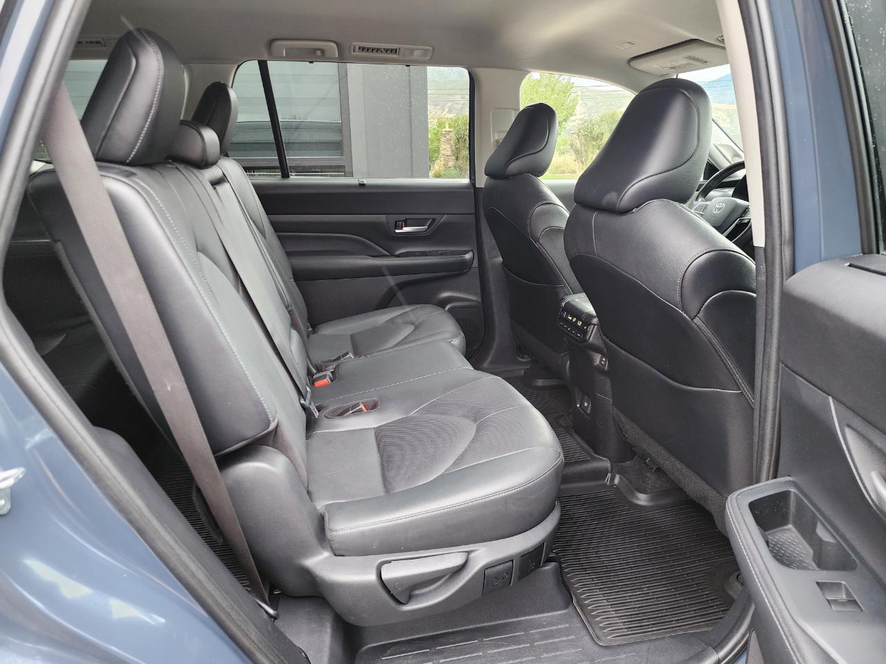 Toyota Grand Highlander Limited AWD 2024
