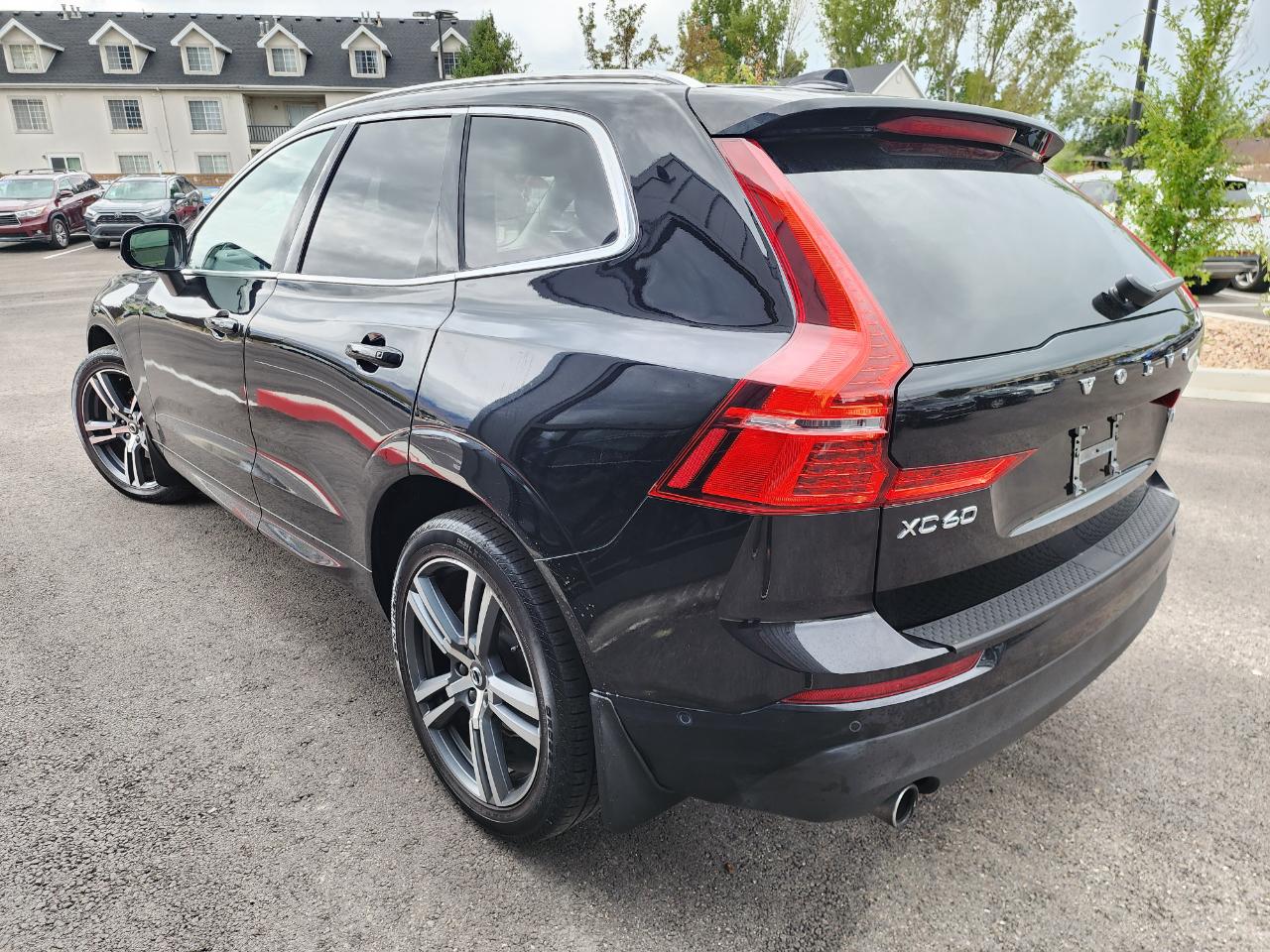 Volvo XC60 T5 Momentum AWD 2019