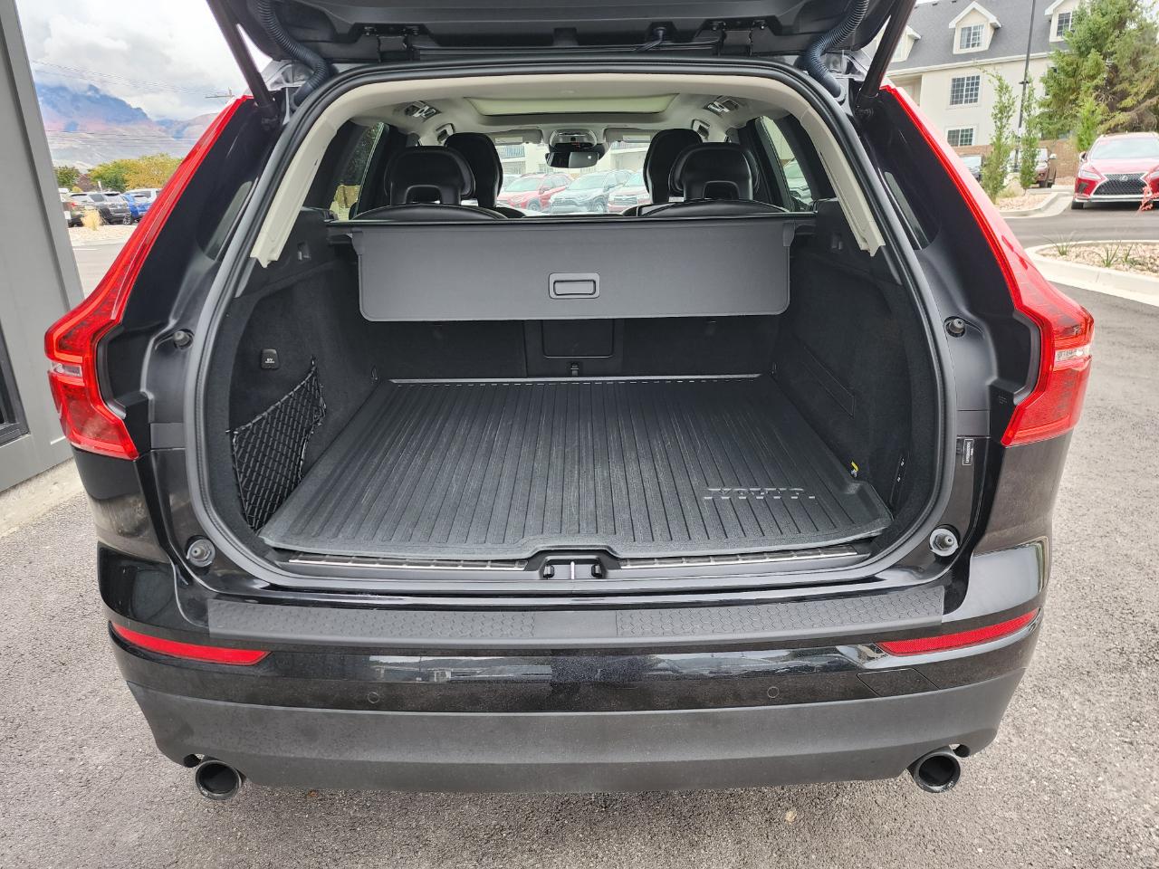 Volvo XC60 T5 Momentum AWD 2019