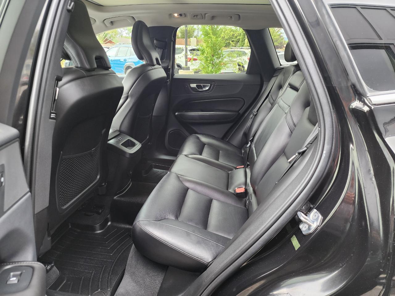 Volvo XC60 T5 Momentum AWD 2019
