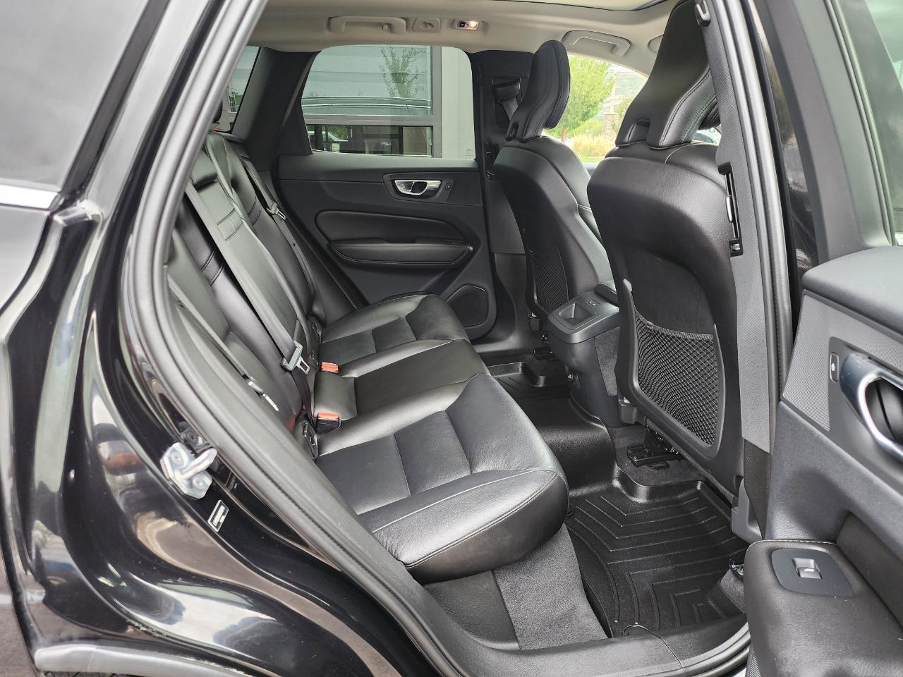 Volvo XC60 T5 Momentum AWD 2019