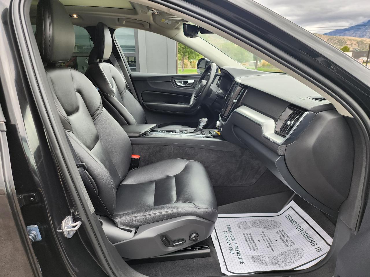 Volvo XC60 T5 Momentum AWD 2019