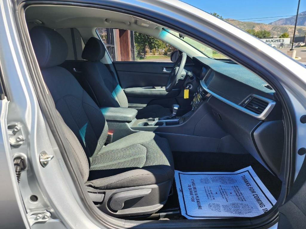 Kia Optima  2020