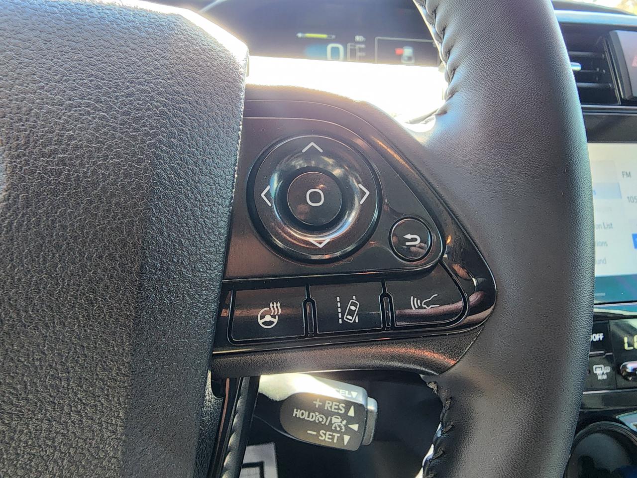 Toyota Prius XLE AWD-e 2022