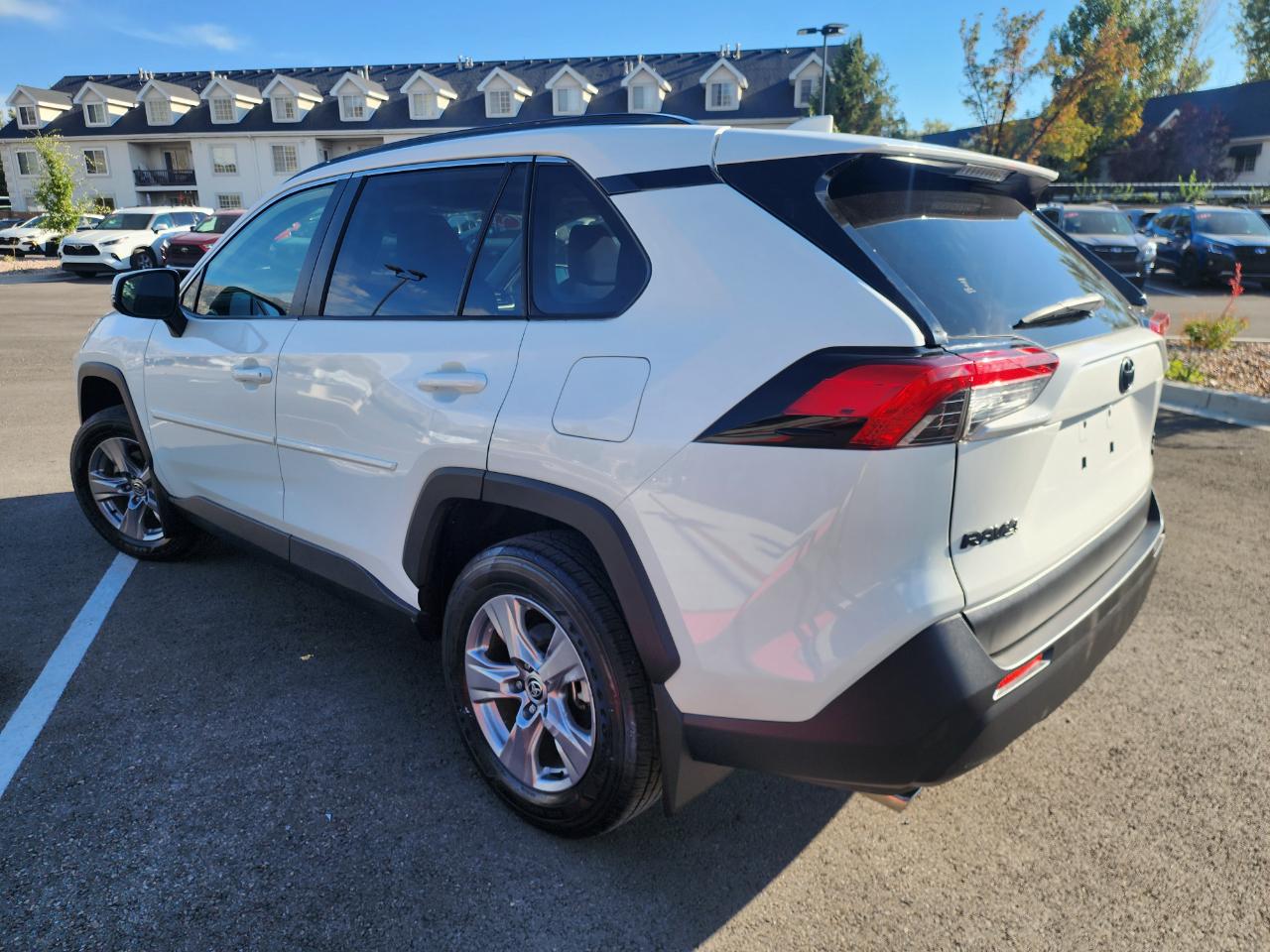 Toyota RAV4 Hybrid XLE 2022