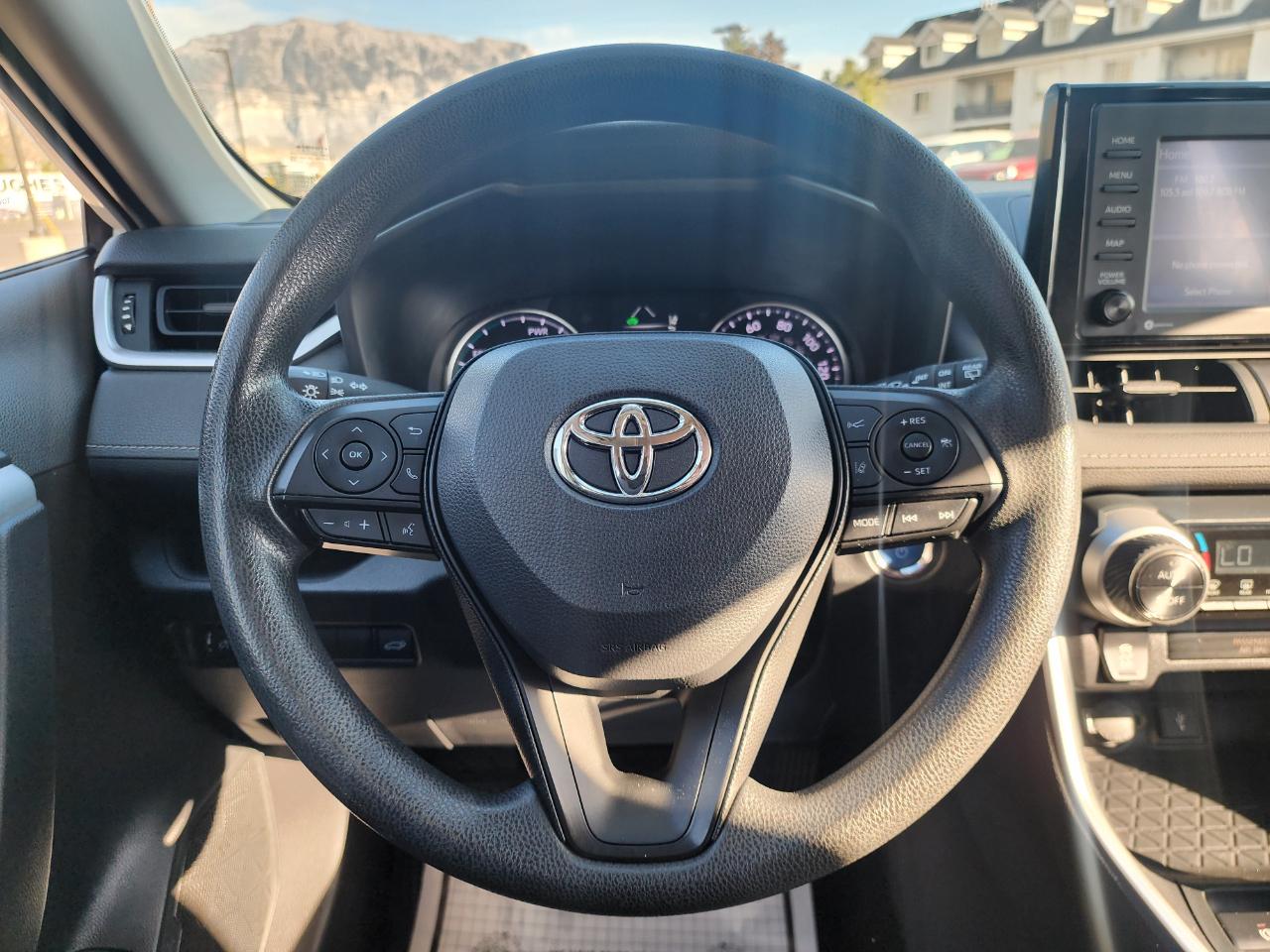 Toyota RAV4 Hybrid XLE 2022