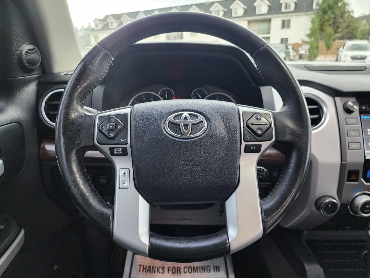 Toyota Tundra Limited 5.7L CrewMax 4WD 2017