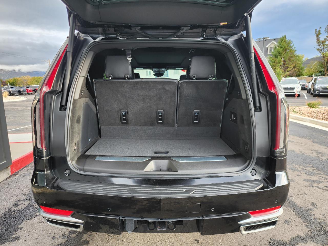 Cadillac Escalade Premium Luxury AWD 2024