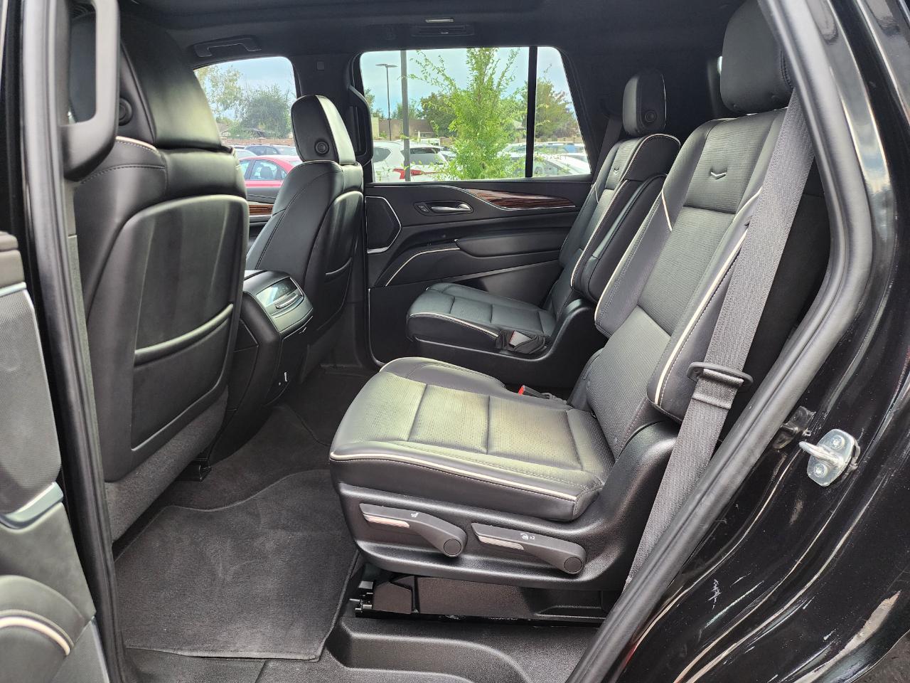 Cadillac Escalade Premium Luxury AWD 2024