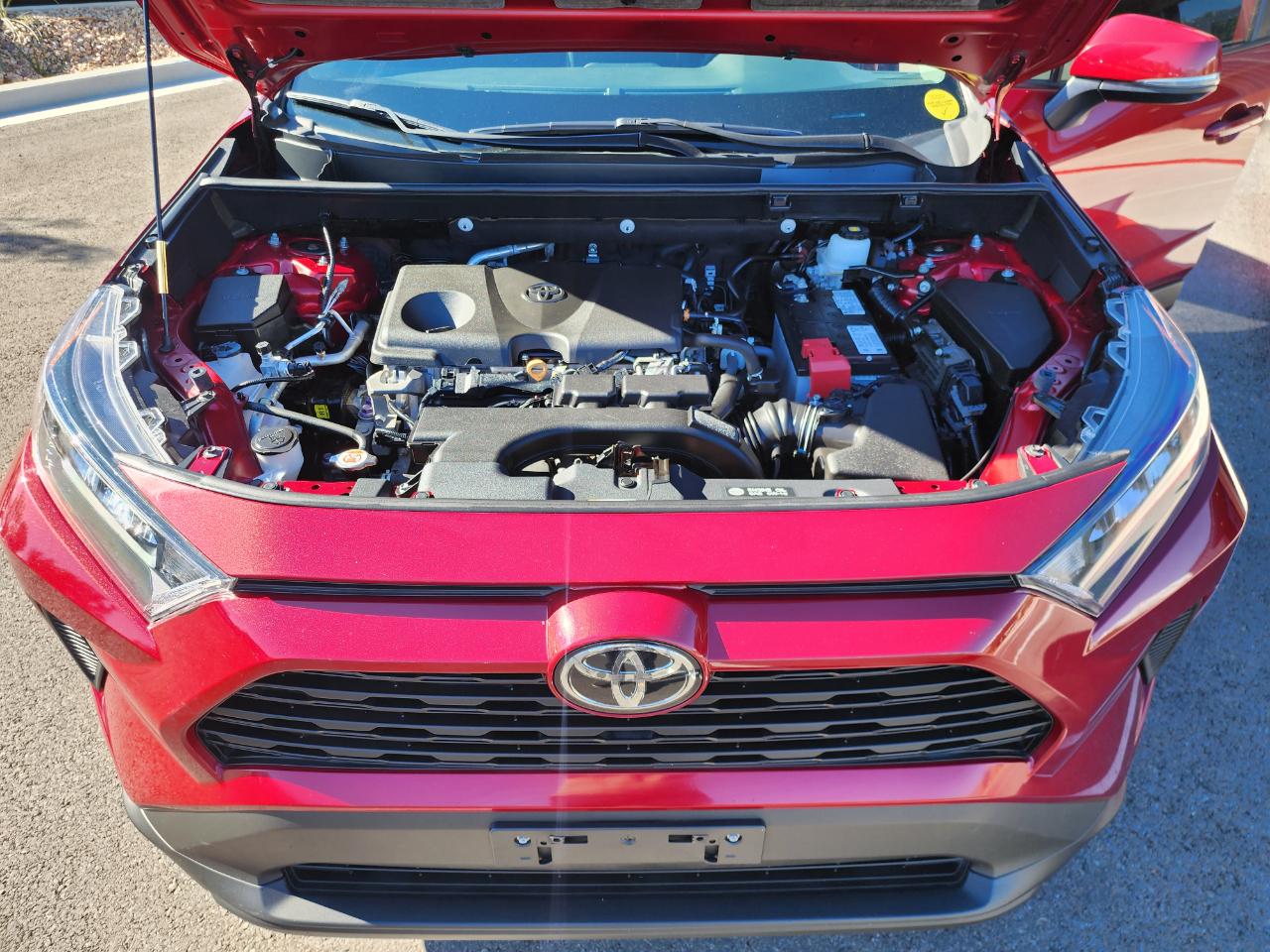 Toyota RAV4 LE AWD 2020