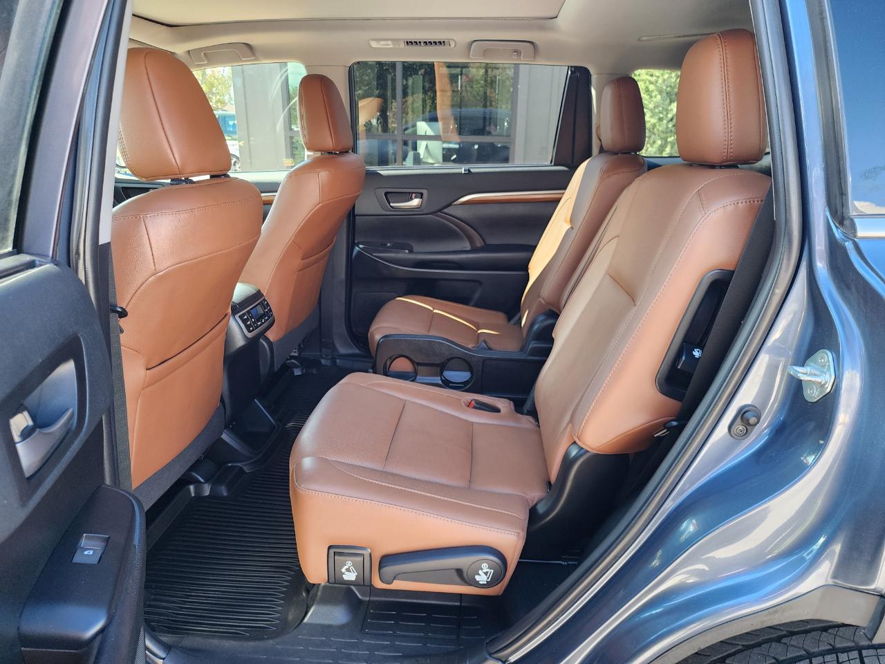 Toyota Highlander Hybrid Limited Platinum AWD 2019