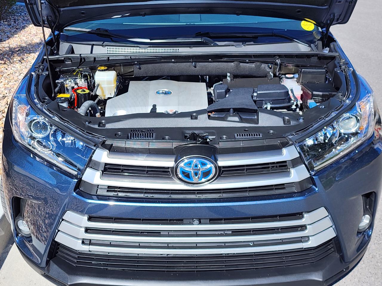 Toyota Highlander Hybrid Limited Platinum AWD 2019
