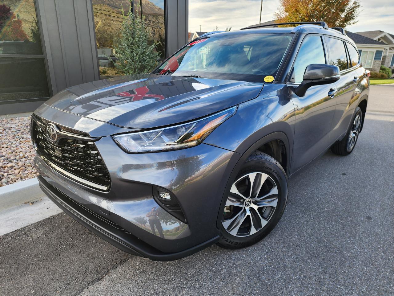 Toyota Highlander XLE AWD V6 2021