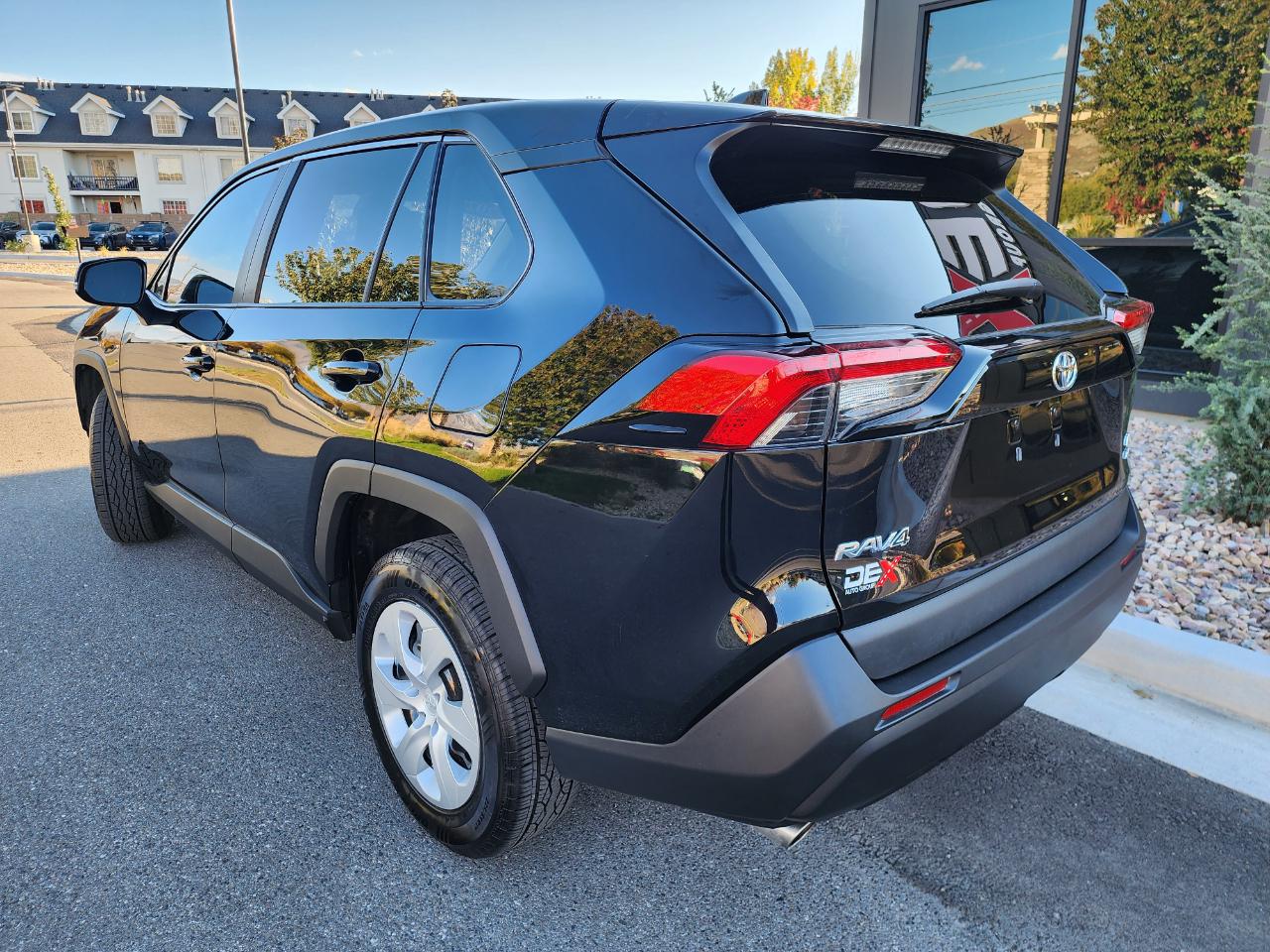 Toyota RAV4 LE AWD 2025