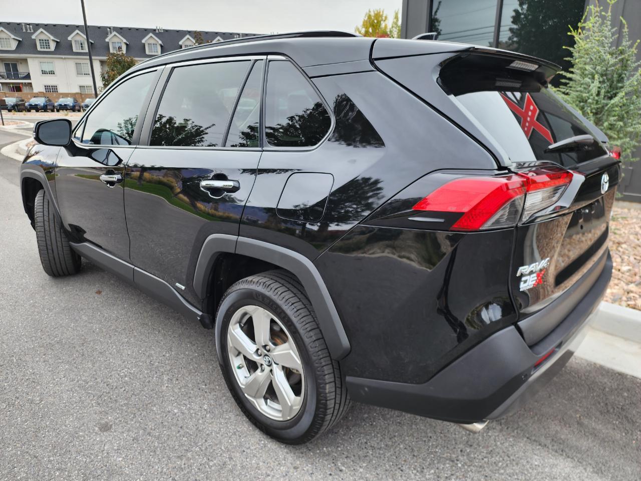 Toyota RAV4 Hybrid Limited 2019