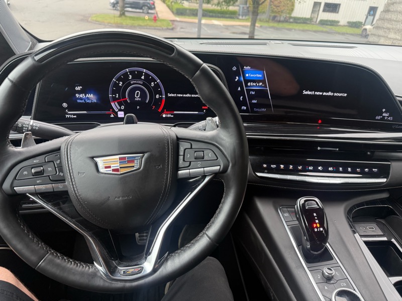 2024 Cadillac Escalade V-Series photo 11