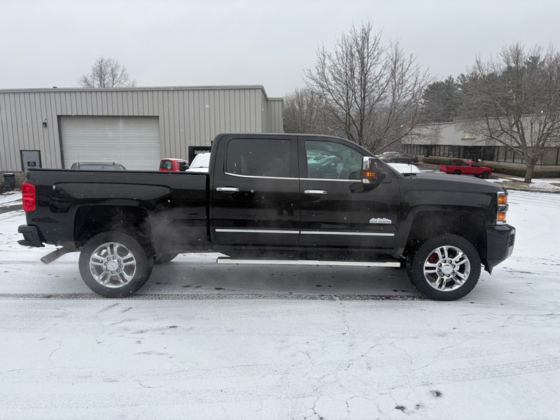 Chevrolet Silverado 2500HD LT Crew Cab 4WD 2017