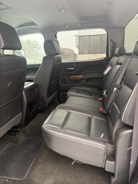 Chevrolet Silverado 2500HD LT Crew Cab 4WD 2017