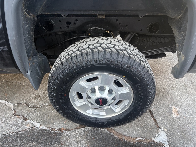 GMC Sierra 2500HD Base Crew Cab 4WD 2016