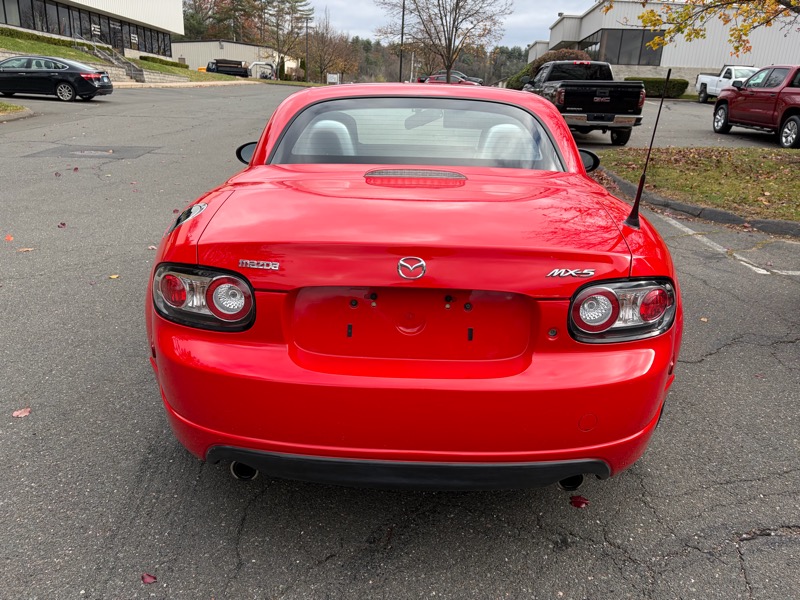 Mazda MX-5 Miata Touring Power Retractable Hardtop 2008