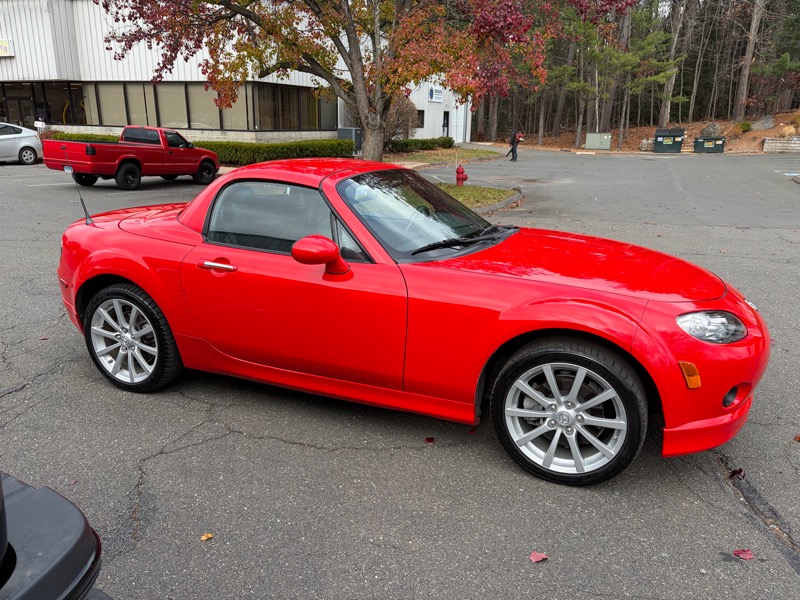 Mazda MX-5 Miata Touring Power Retractable Hardtop 2008
