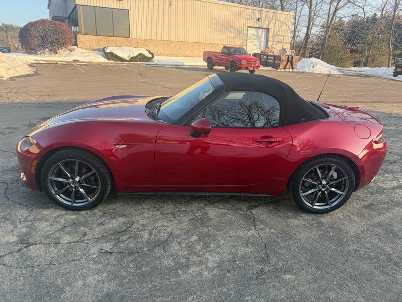 Mazda MX-5 Miata Grand Touring 2016