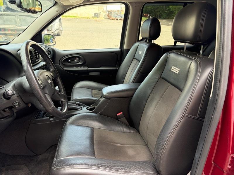 2007 Chevrolet TrailBlazer SS w/1SS - Photo 12