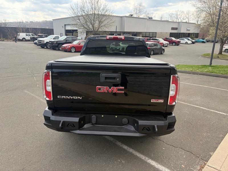 GMC Canyon SLE Crew Cab 4WD Short Box 2015