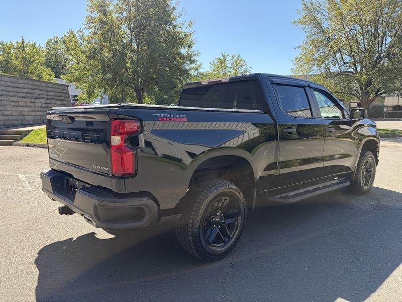 Chevrolet Silverado 1500 Custom Trail Boss Crew Cab Short Box 4WD 2020