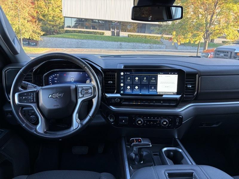 Chevrolet Silverado 1500 RST Crew Cab 4WD 2022