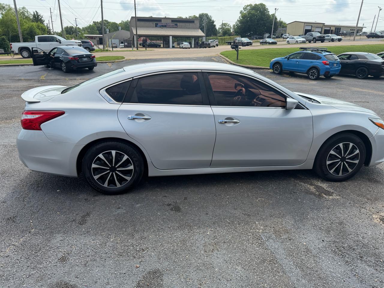 Nissan Altima 2.5 SR 2016