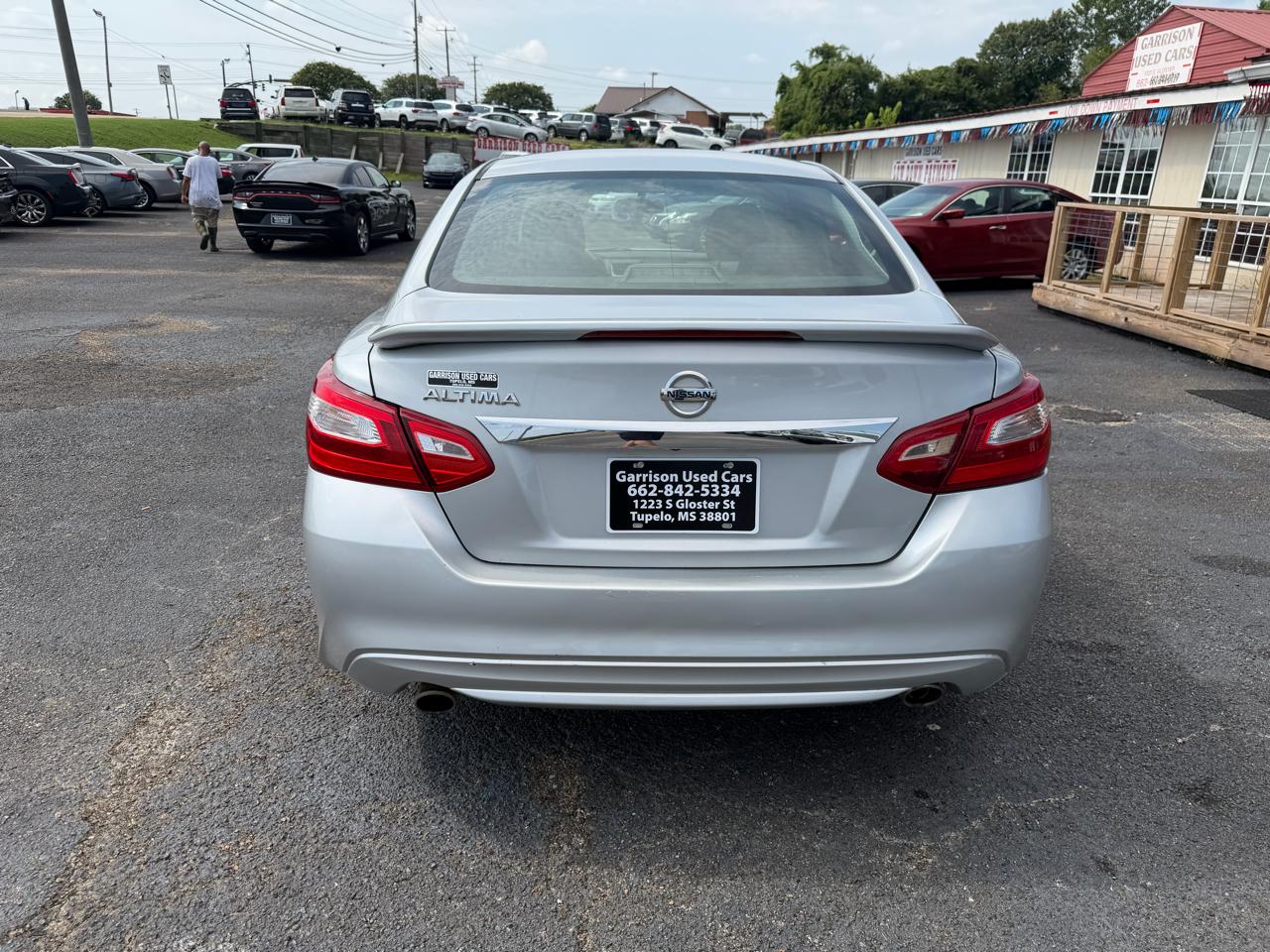 Nissan Altima 2.5 SR 2016
