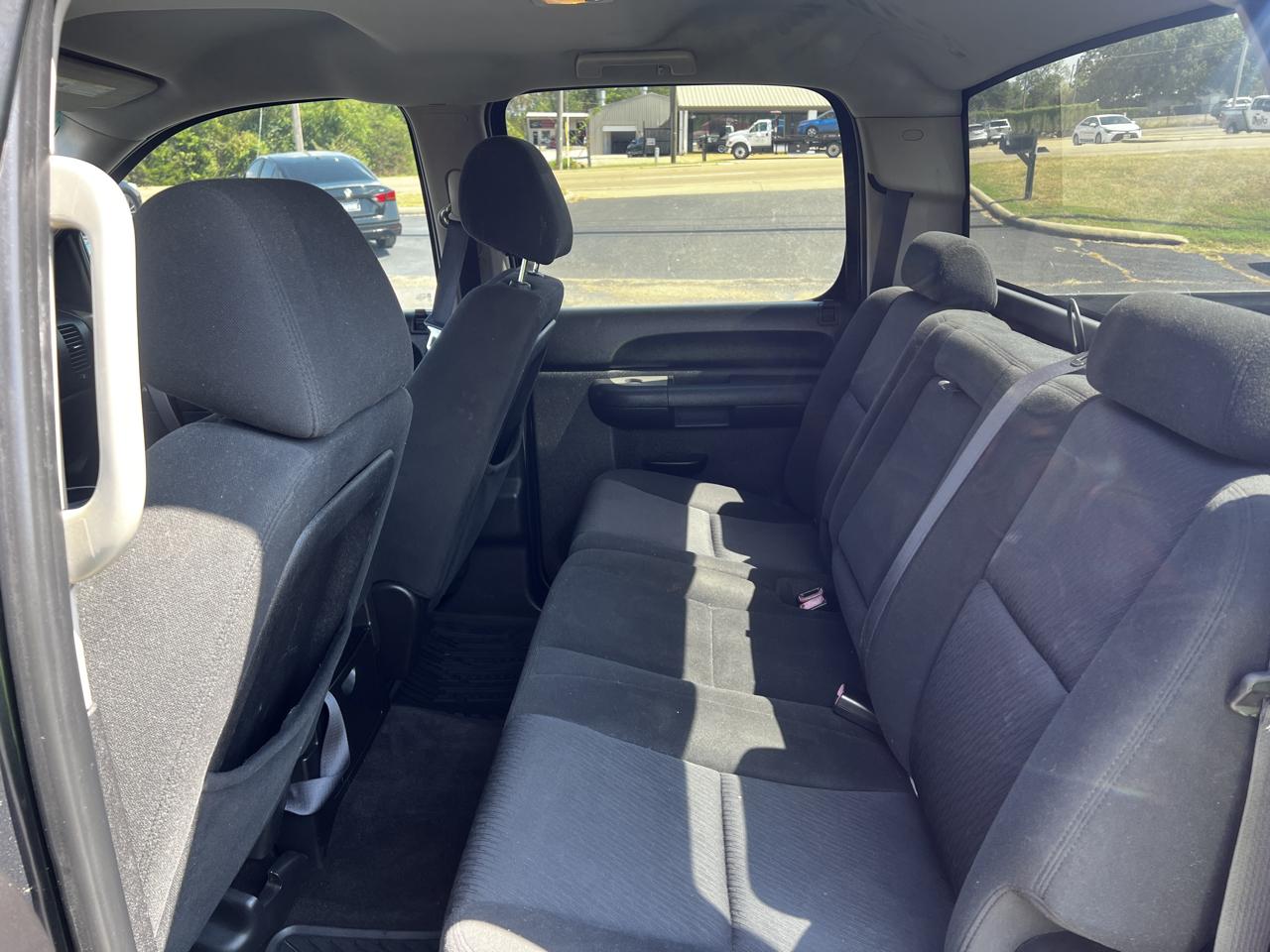 Chevrolet Silverado 1500 LT Crew Cab 2WD 2011