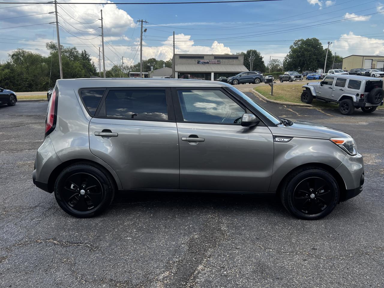 Kia Soul Base 6A 2016