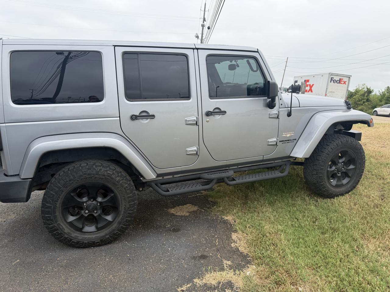 Jeep Wrangler Unlimited Sahara 4WD 2014