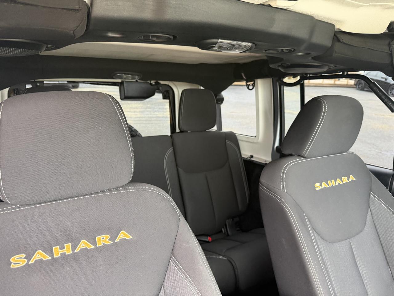 Jeep Wrangler Unlimited Sahara 4WD 2014