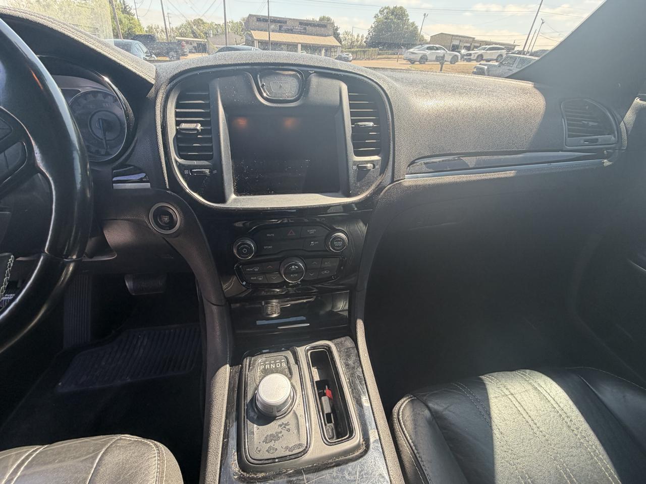 Chrysler 300 S V6 RWD 2019