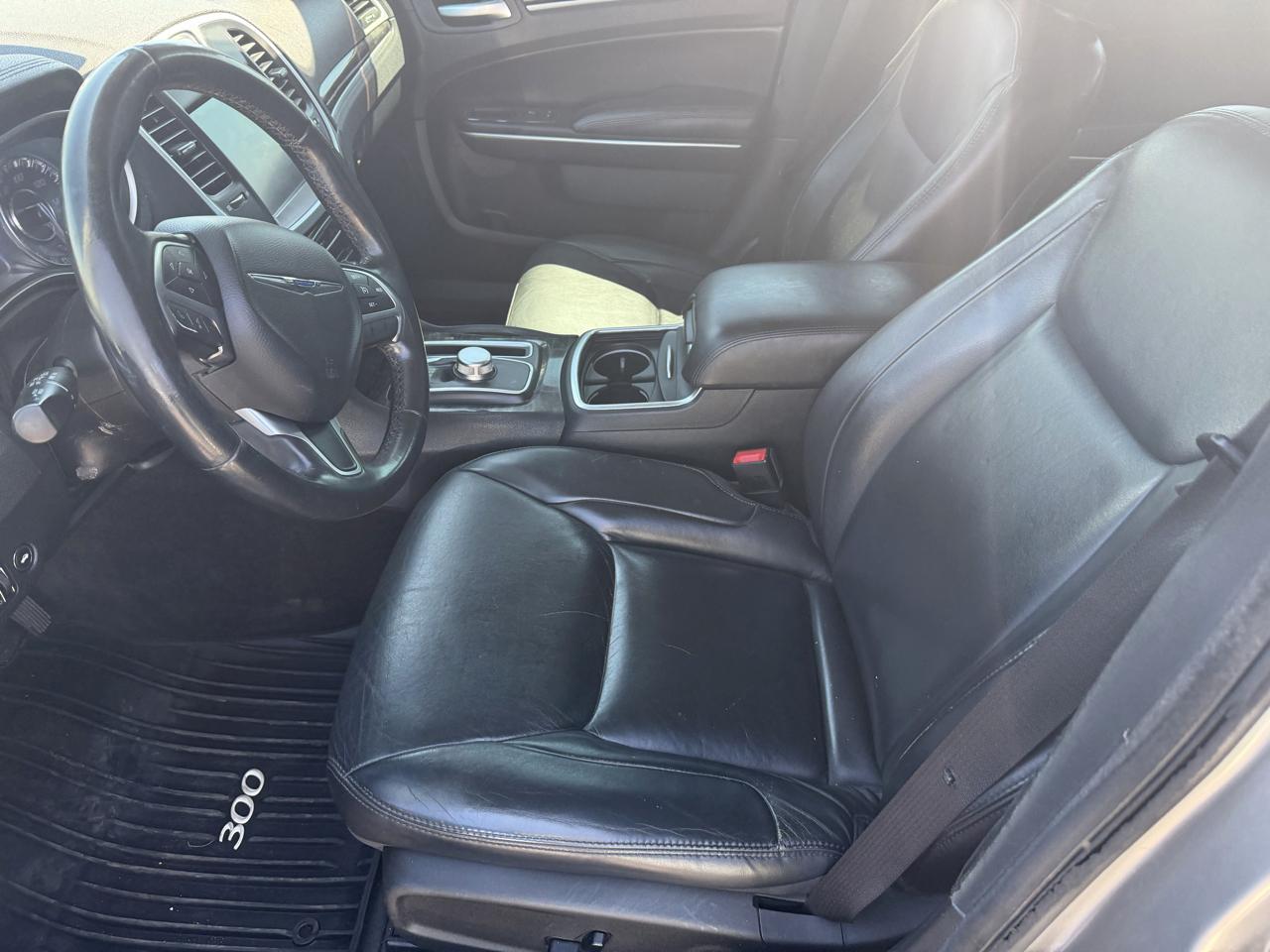 Chrysler 300 Limited AWD 2015