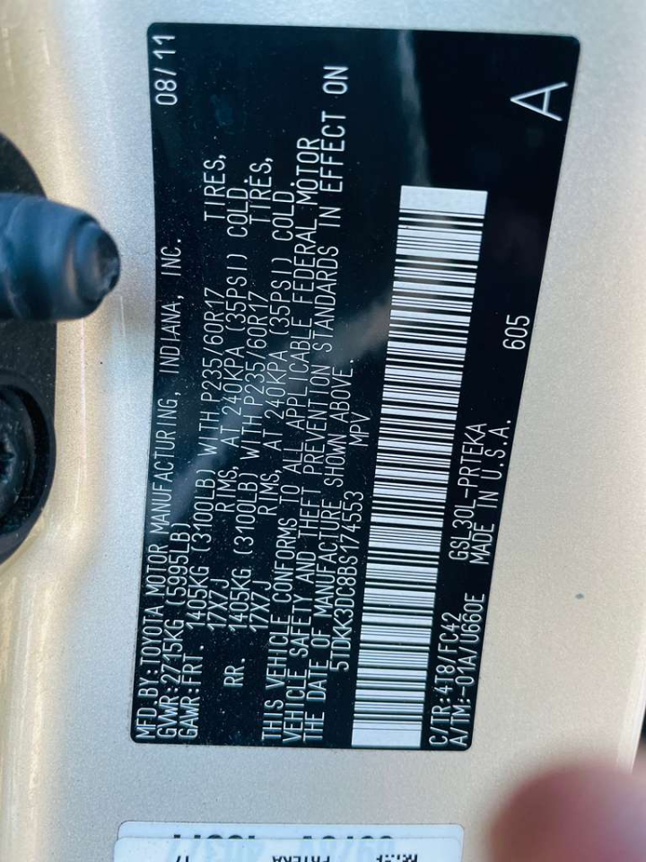 Toyota Sienna LE 8-Pass V6 2011