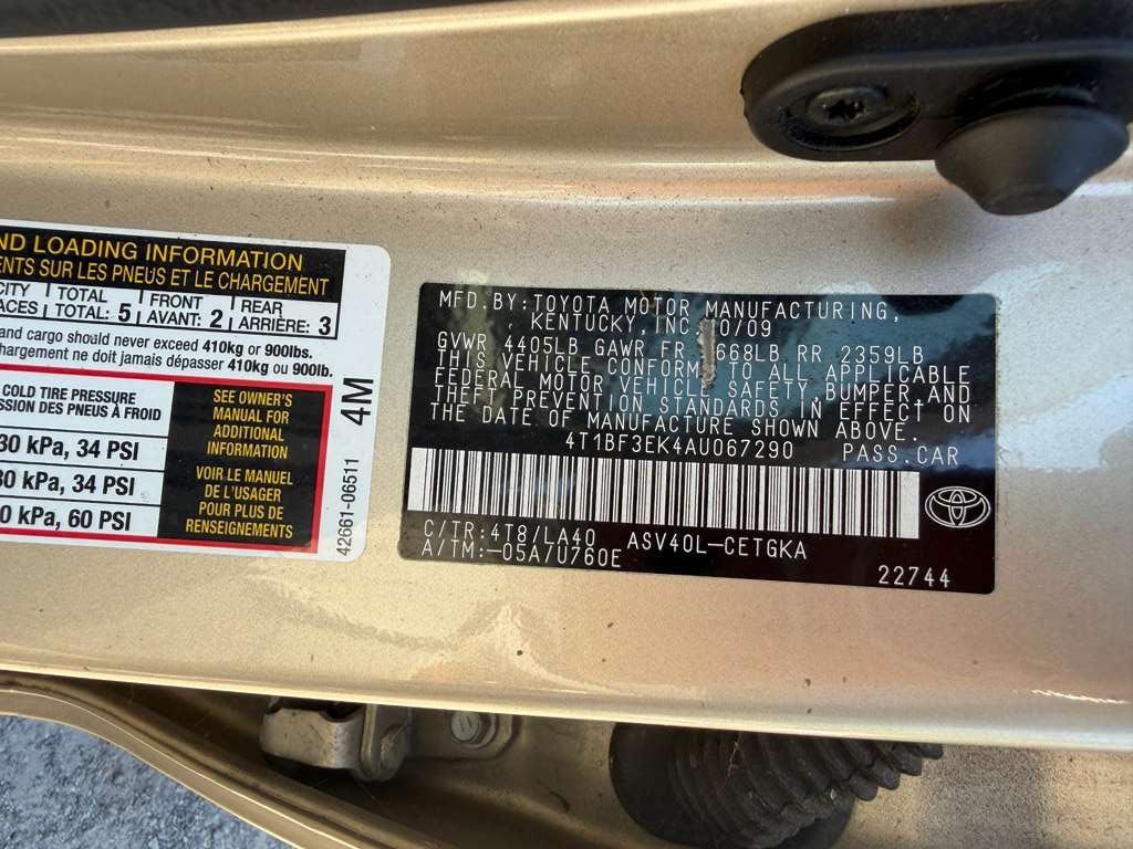 Toyota Camry XLE 6-Spd AT 2010