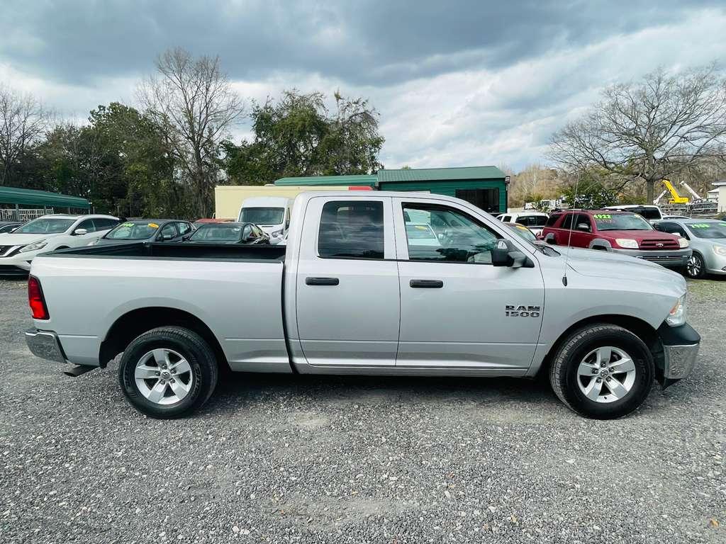 RAM 1500 Tradesman Quad Cab 2WD 2017
