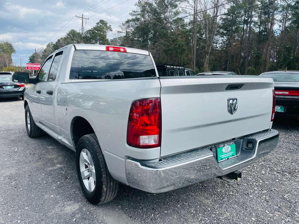 RAM 1500 Tradesman Quad Cab 2WD 2017