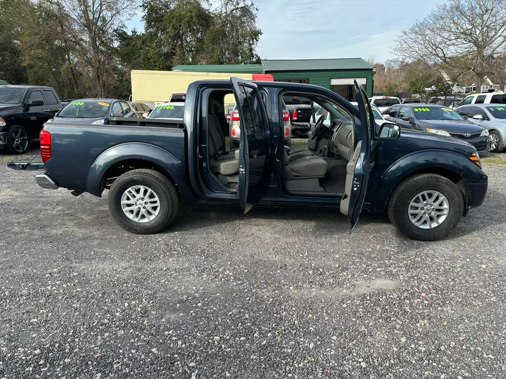 Nissan Frontier S Crew Cab 6MT 2WD 2019